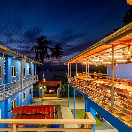 Bon Voyage Sea View Hostel วากาตอร์ ภายนอก รูปภาพ