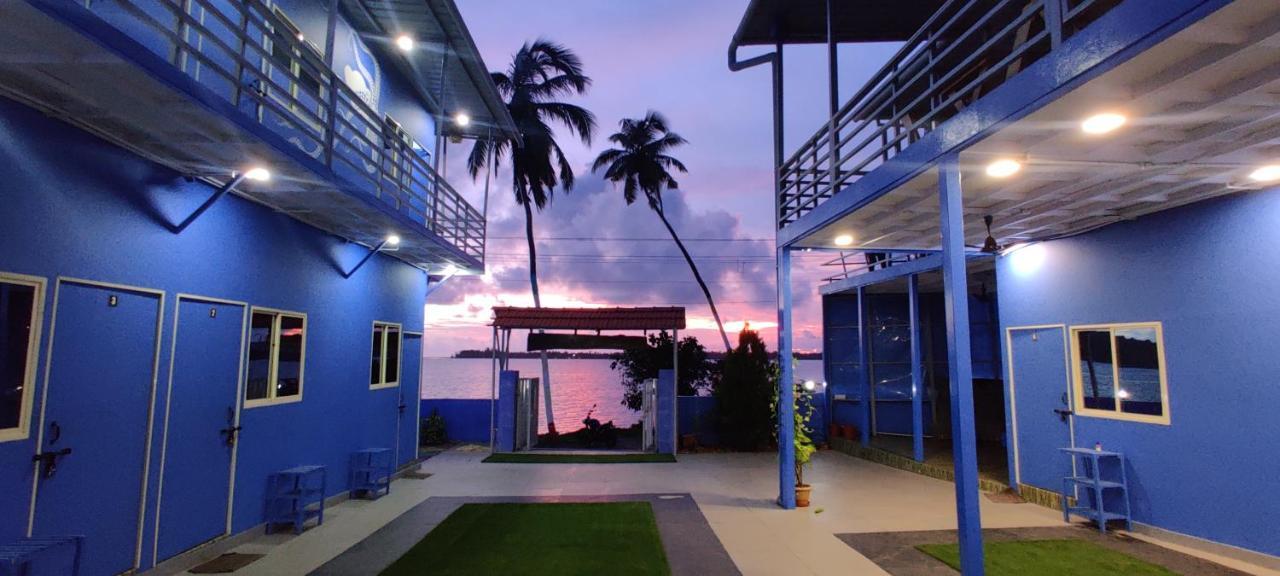 Bon Voyage Sea View Hostel วากาตอร์ ภายนอก รูปภาพ